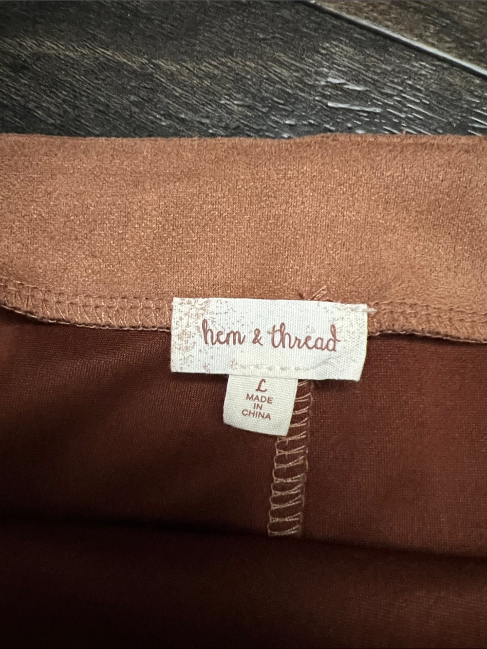 Brown skirt - Picture 3 of 3